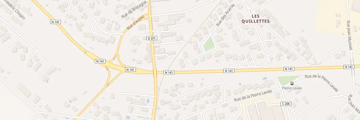 Plan du 100 Rue des Troenes à Châteaubernard