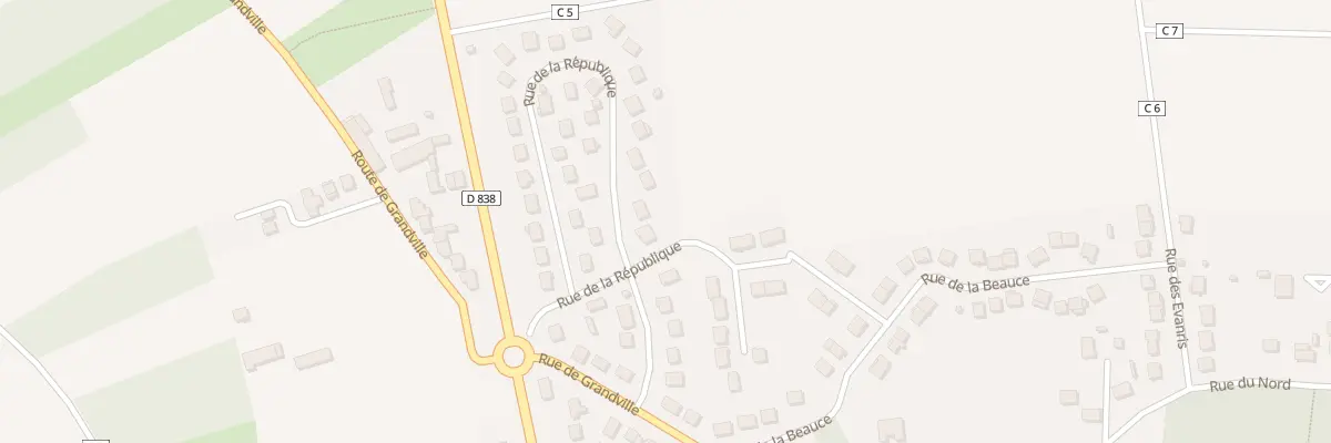 Plan du 12 Rue de la République à Pussay