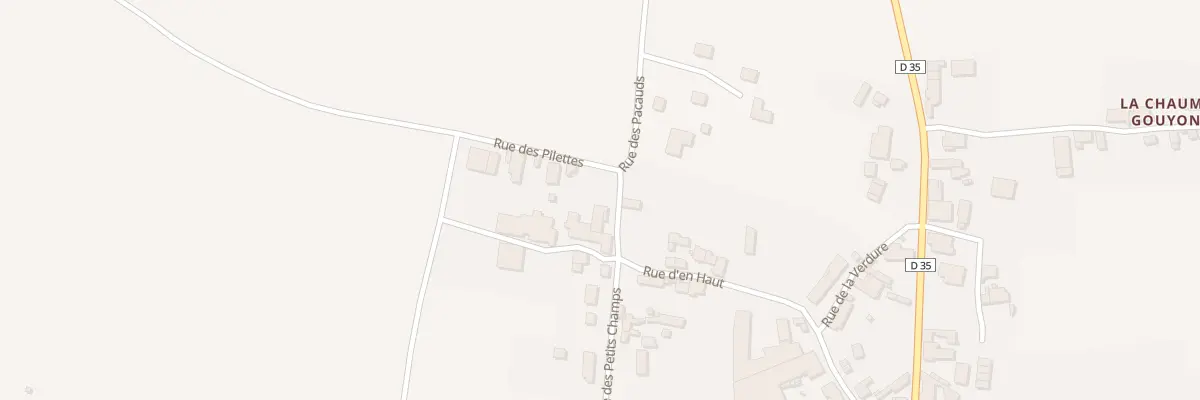 Plan du 25 Rue des Petits Champs à Étroussat