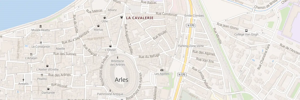 Plan du 30 Rue du Refuge à Arles