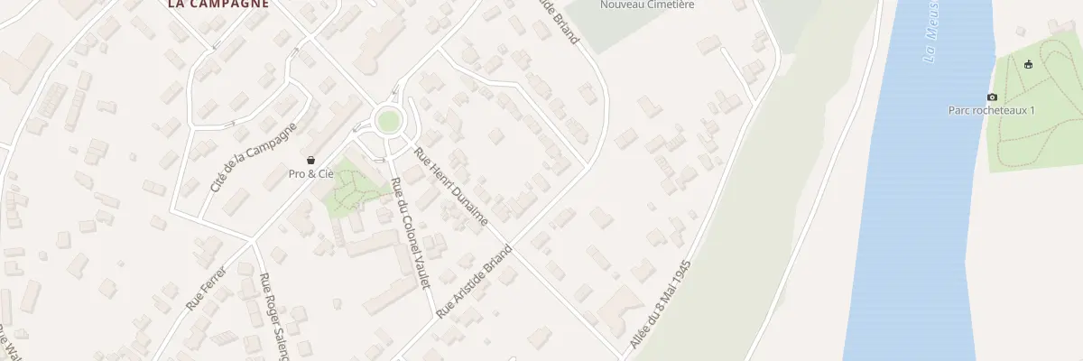 Plan du 30 Rue Aristide Briand à Revin